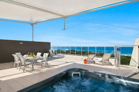 LUXURY BALE PENTHOUSE & JACUZZI SPA 1328 NORTH CULTURE - Hotel Gold Coast 0