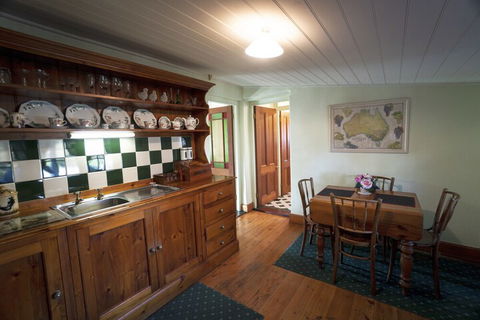 Sarahs Cottage - Hotel Gold Coast 2