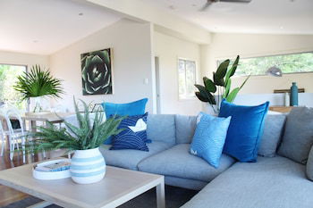 Hamptons By The Bay At Nelson Bay - Hotel Gold Coast 2