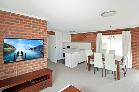 Sponars Onshore Apartment 1 - FREE Unlimited WIFI - Hotel Gold Coast 2