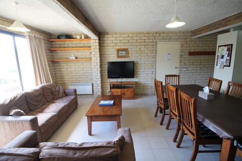 Central Park 4 - Centre Of Jindabyne - Hotel Gold Coast 1