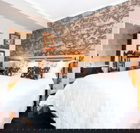 UM616 Sleek Split Level City Oasis in Ultimo - Hotel Gold Coast