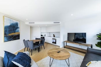 Accommodate Canberra - Northshore - Hotel Gold Coast 5