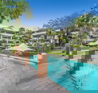 Poolside Apt In Alamanda Beachfront Resort 55 - Hotel Gold Coast