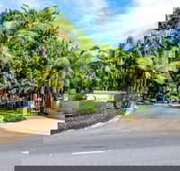 Oasis 8 Paradise at Palm Cove - Hotel Gold Coast