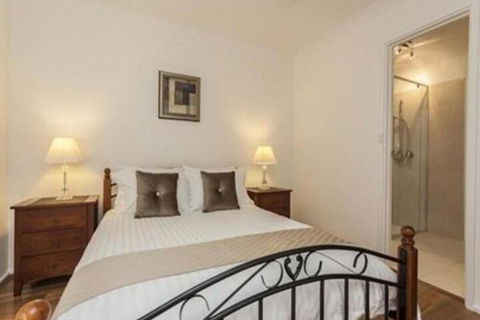 Attadale Excutive Villa - Hotel Gold Coast 4