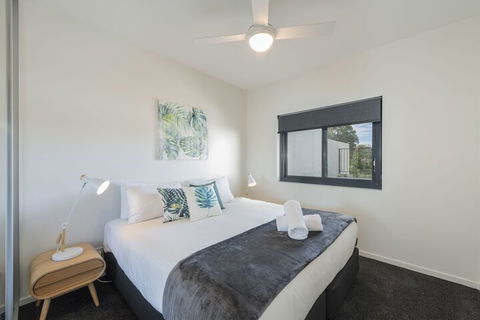 Astra Apartments Broadmeadow - Hotel Gold Coast 2