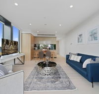 New Contemporary Apartment near Macquarie Centre - Hotel Gold Coast