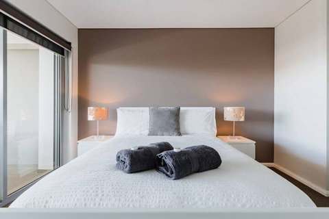 SOLARIS At Fingal Bay - Hotel Gold Coast 2