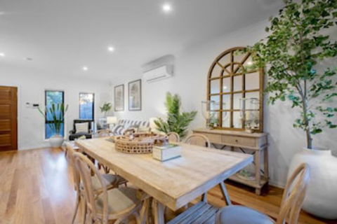 AUJOY 3 Bed Townhouse Burwood 3 - Hotel Gold Coast 0