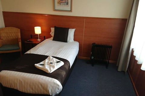 Mt Lyell Motor Inn - Hotel Gold Coast 7