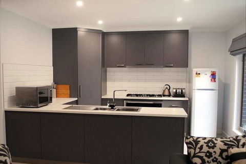 Doze On Green Accommodation Wangaratta - Hotel Gold Coast 6