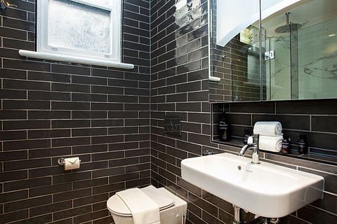 Urban Rest The Miller - Hotel Gold Coast 4