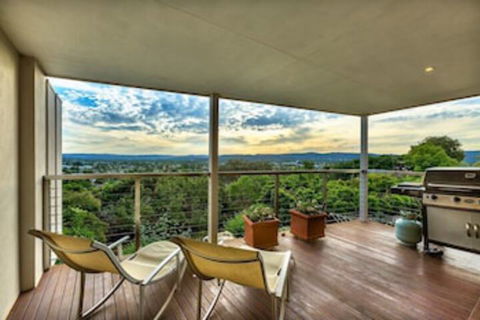 Highview - Hotel Gold Coast 6