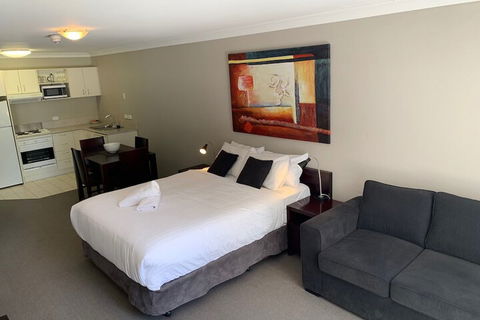 115 Horizons - Lake Jindabyne Waterfront - Hotel Gold Coast 3