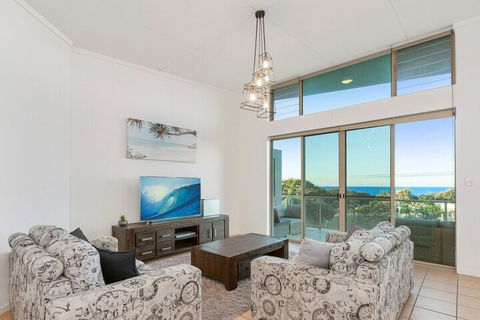 EXCLUSIVE OCEAN VIEW PENTHOUSE On MARINE PARADE - Hotel Gold Coast 0