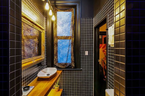 BANK192 - Hotel Gold Coast 3