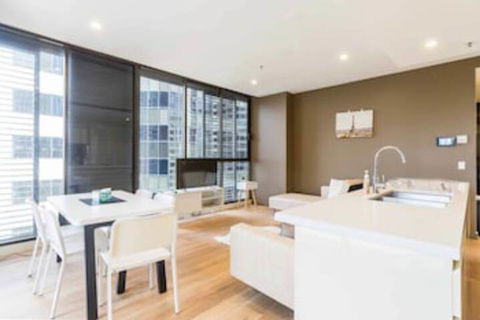 Fabulous City 2 BDR Apt In New Building - Hotel Gold Coast 0