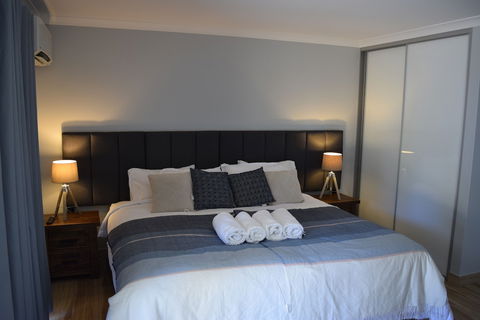 Eagle Bay House - Hotel Gold Coast 3