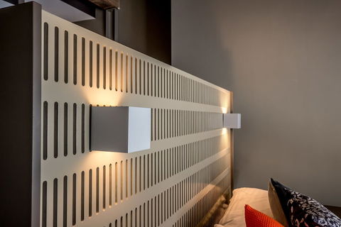 Waterman's Hotel - Hotel Gold Coast 2