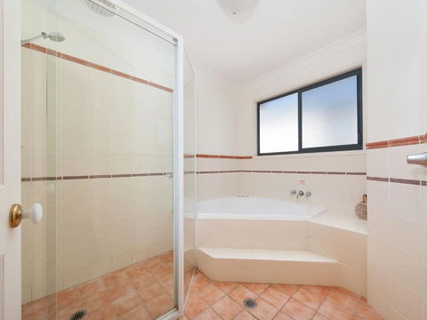 Portovenere Fishermans Bay - Hotel Gold Coast 4