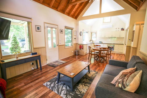 Alpine Arnica Cottage 1 - Hotel Gold Coast 1