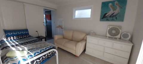 Paradise Bungalow Waterfront - Hotel Gold Coast 5