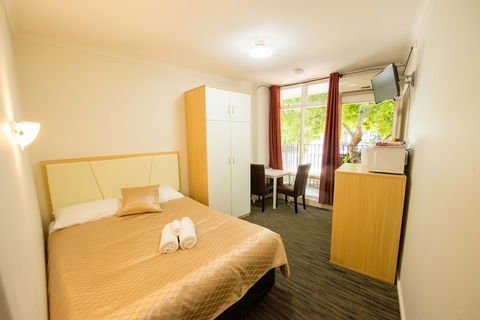 Jacksons Motor Inn - Hotel Gold Coast 6