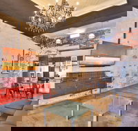 Indulge Apartments - Eighth Street - Hotel Gold Coast