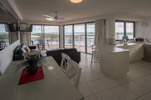 Centrepoint Holiday Apartments - Hotel Gold Coast 6