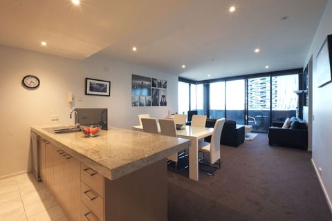 ACD Apartments - Hotel Gold Coast 6