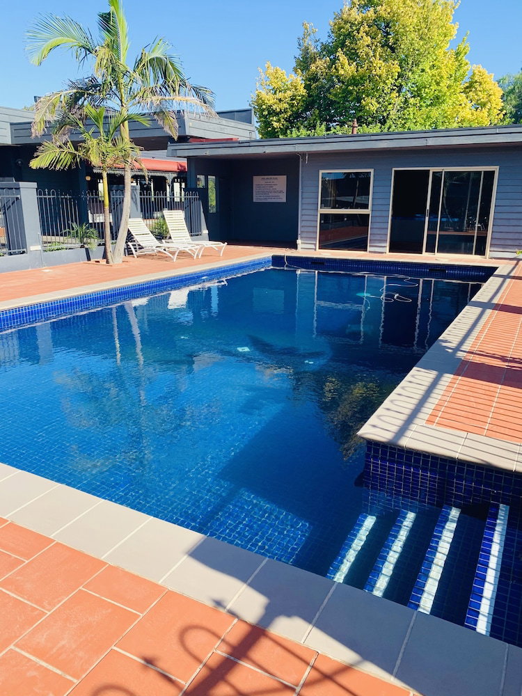 Ardeer VIC Hotel Gold Coast