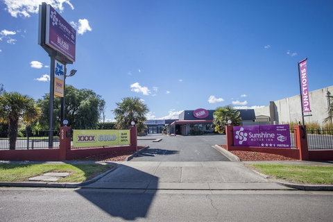 Sunshine Motor Inn - Hotel Gold Coast 1