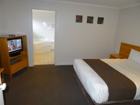 Sunshine Motor Inn - Hotel Gold Coast 6