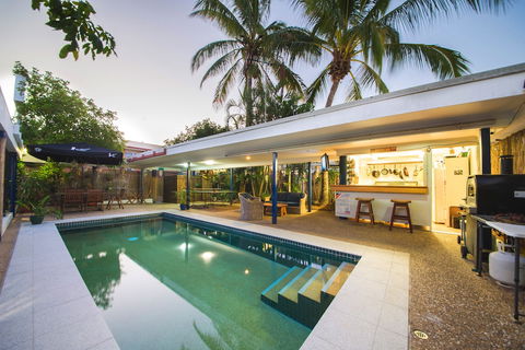 The Cosmopolitan Motel And Serviced Apartments - Hotel Gold Coast 4