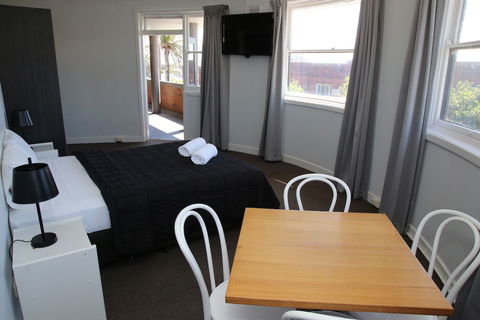 The Lakes Hotel - Hotel Gold Coast 6