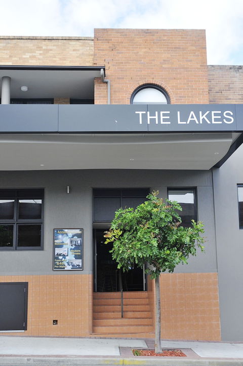 The Lakes Hotel - Hotel Gold Coast 0