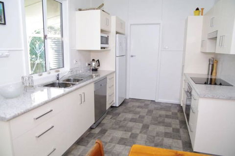 Fleur Cottage 7 Willow Street - Hotel Gold Coast 2