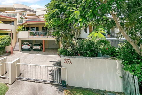 Redcliffe Peninsula Penthouse - Hotel Gold Coast 5