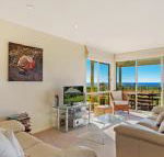 Beach Breakers Apartment Stunning Views