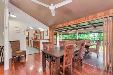 Edge Hill Holiday Home / Cairns - Hotel Gold Coast 1