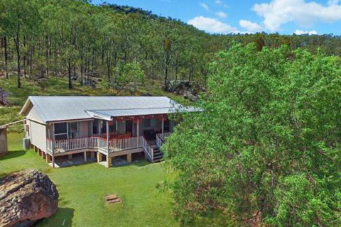 Rosamund House In Broke 4br House In Walking Distance To Cellar Doors - Hotel Gold Coast 4