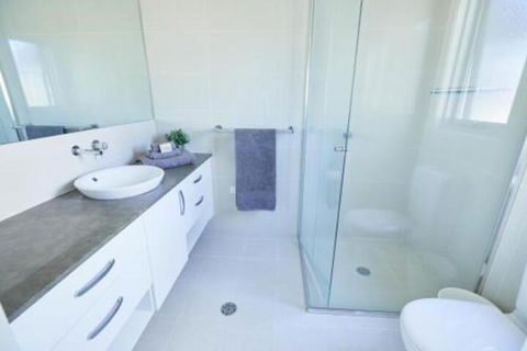 Alpine Air - Hotel Gold Coast 5