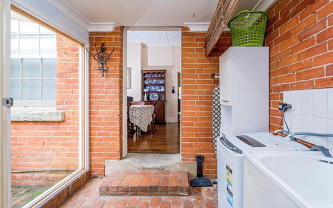 Azile 1875 Heritage Victorian Duplex - Hotel Gold Coast 2