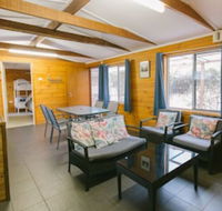 Wonboyn Cabins  Caravan Park - Hotel Gold Coast