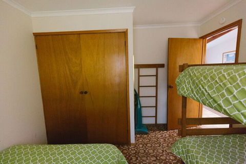 Wonboyn Cabins & Caravan Park - Hotel Gold Coast 7