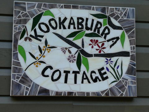 Kookaburra Cottage At Uralba Eco Cottages - Hotel Gold Coast 2