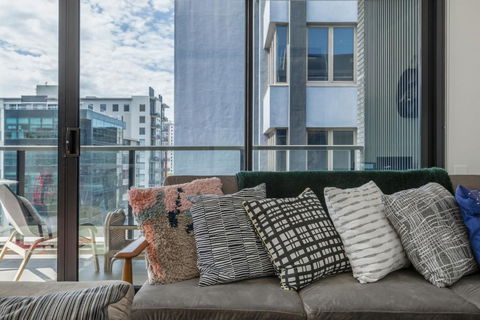 LIGHT AIRY SPACIOUS QUEENS ROAD APARTMENT - Hotel Gold Coast 6