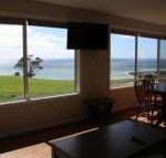 Penguin Seaside Farm - Hotel Gold Coast