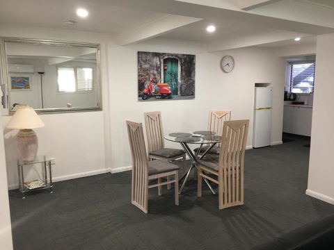 Arena Blanca Studio Apartment - Hotel Gold Coast 4